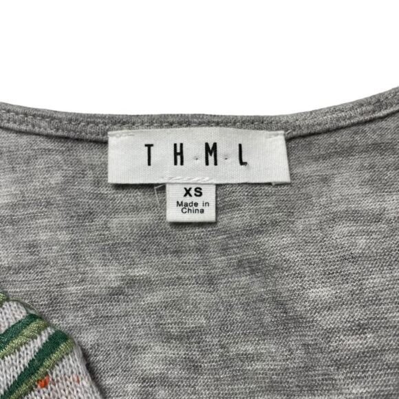 THML Anthropologie Boho V Neck Floral Embroidered Top Sz XS Gray - Picture 4 of 5
